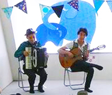 子そだて音楽デュオ&nbsp;ファーカンダ